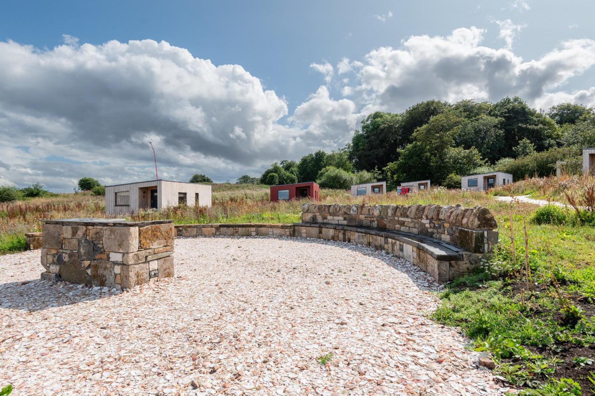 Rustic Cabins, Sea Views From Rewilded Farm With Highland Cows Сент-Андрус Экстерьер фото